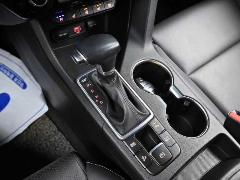 기아 스포티지 스포티지 더 볼드 2.0 가솔린 2WD 노블레스 이미지 9