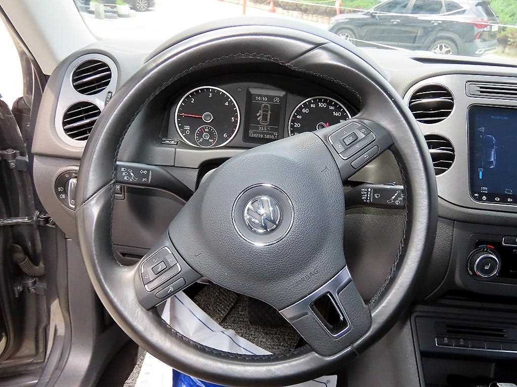 폭스바겐 티구안 뉴티구안 2.0 TDI 컴포트 이미지 8