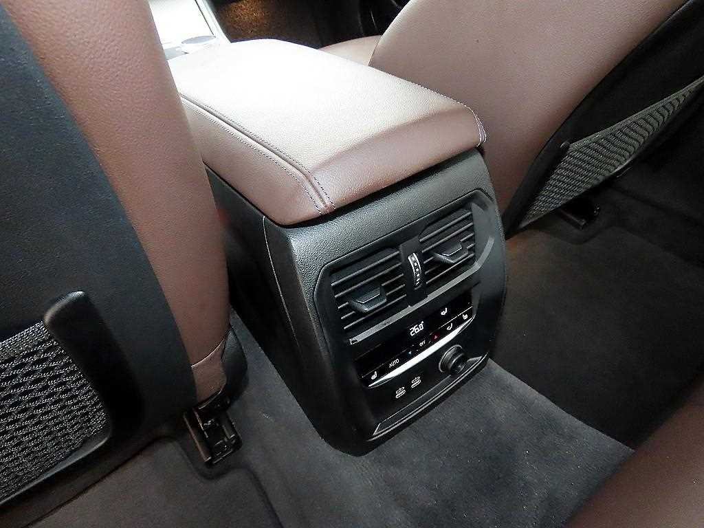 BMW 3시리즈 3시리즈 (G20) M340i 이미지 16