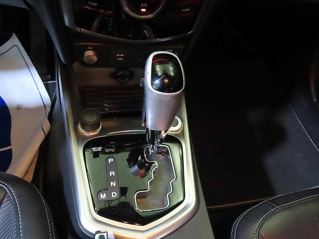 KG모빌리티(쌍용) 티볼리 가솔린 2WD 1.6 VX 이미지 12
