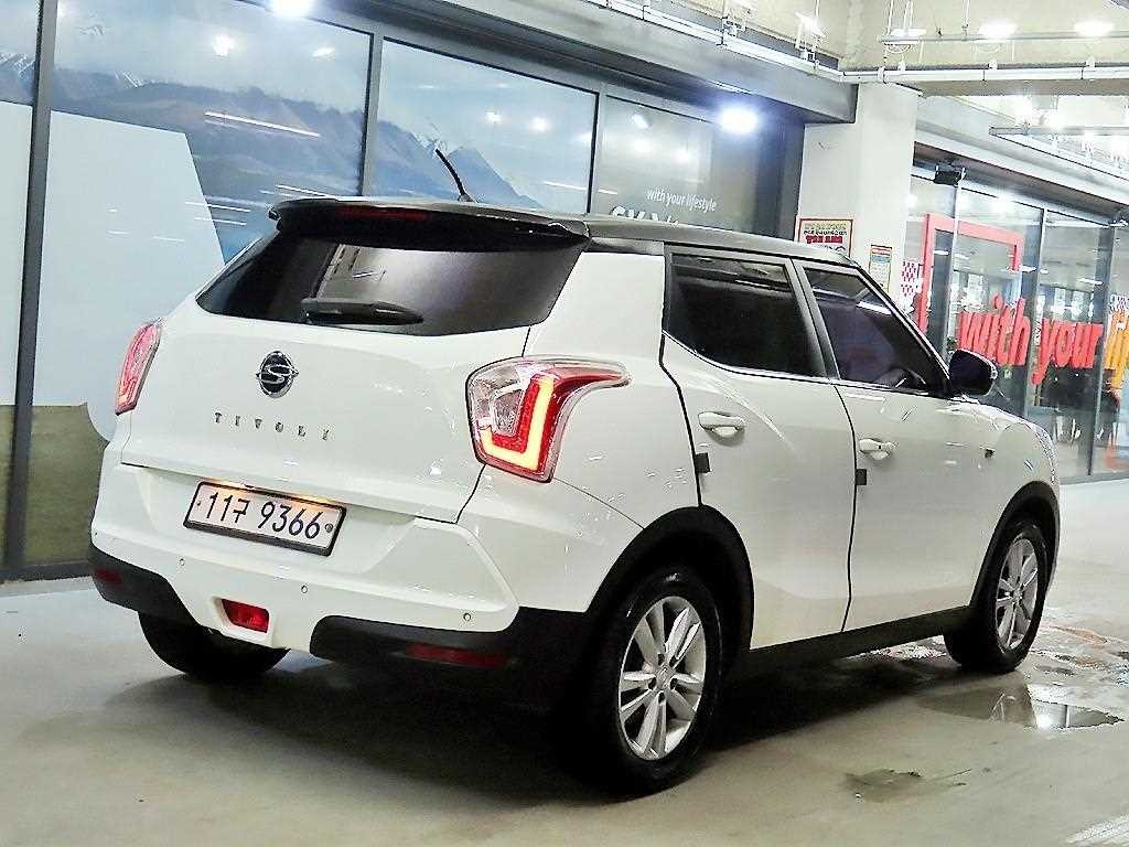 KG모빌리티(쌍용) 티볼리 가솔린 2WD 1.6 VX 이미지 4
