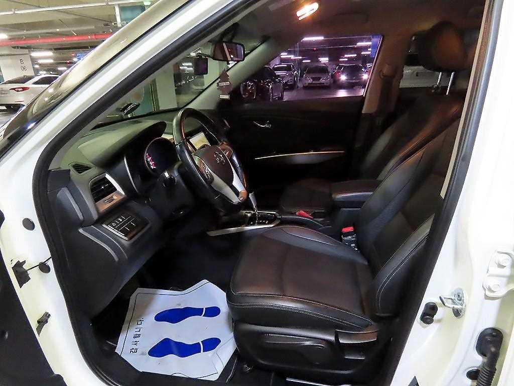 KG모빌리티(쌍용) 티볼리 가솔린 2WD 1.6 VX 이미지 6