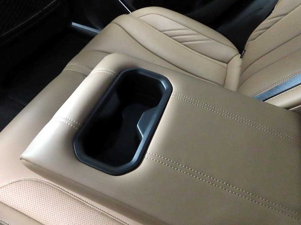르노코리아(삼성) 그랑 콜레오스 가솔린 2.0 테크노 2WD 이미지 16