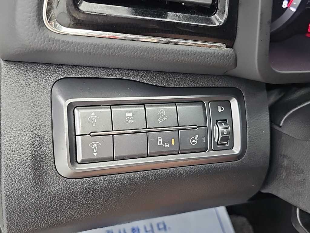 KG모빌리티(쌍용) 티볼리 베리 뉴 티볼리 2WD 가솔린 1.5 V5 이미지 17