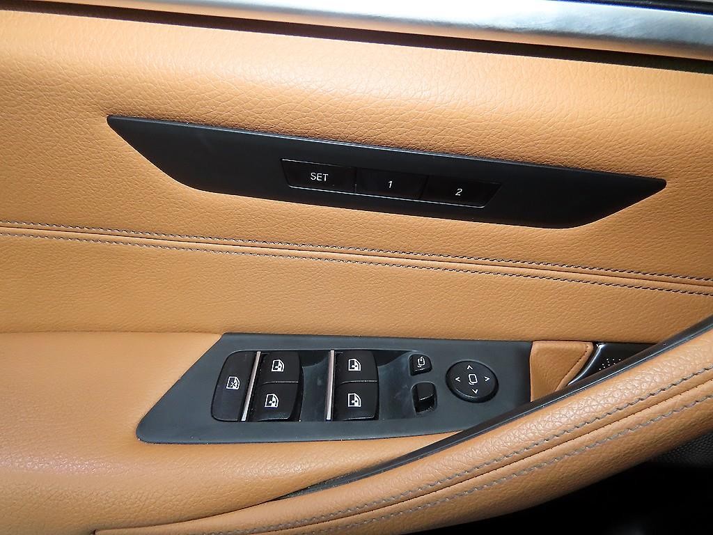 BMW 5시리즈 5시리즈 (G30) 520i 럭셔리 이미지 13