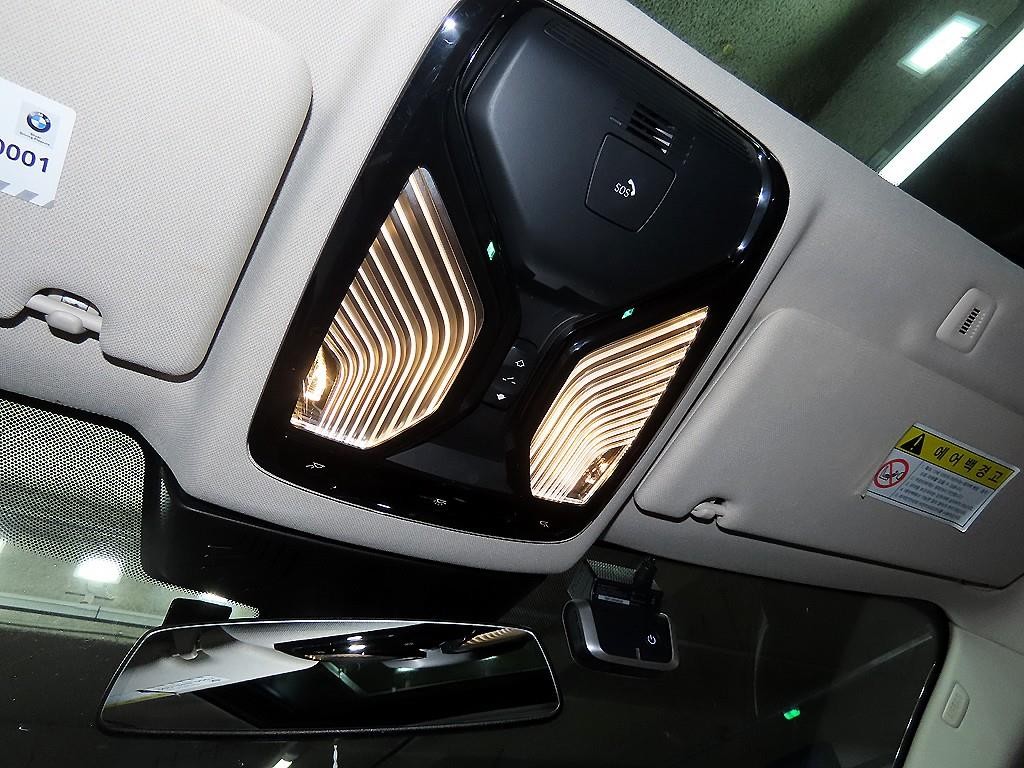 BMW 5시리즈 5시리즈 (G30) 520i 럭셔리 이미지 16