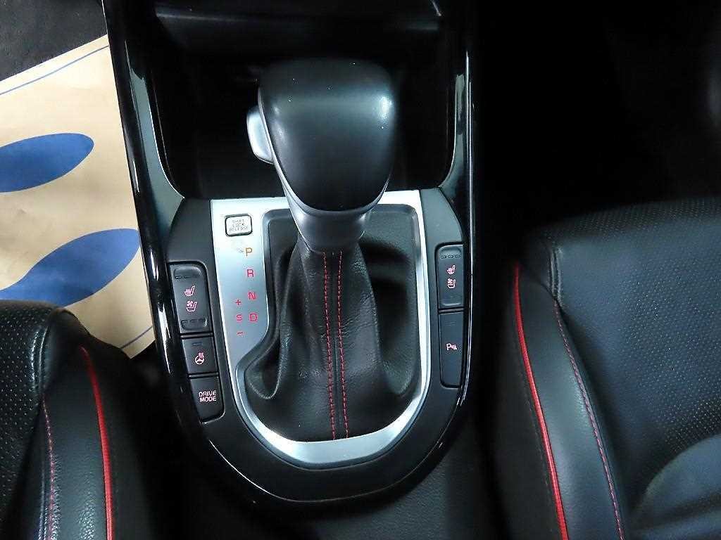 기아 K3 올뉴 K3 5도어 GT 시그니처 이미지 10