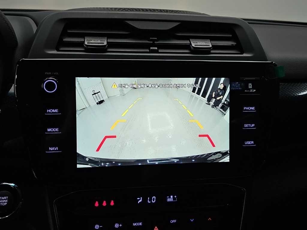 KG모빌리티(쌍용) 티볼리 더 뉴 티볼리 2WD 가솔린 1.6 V3 이미지 15