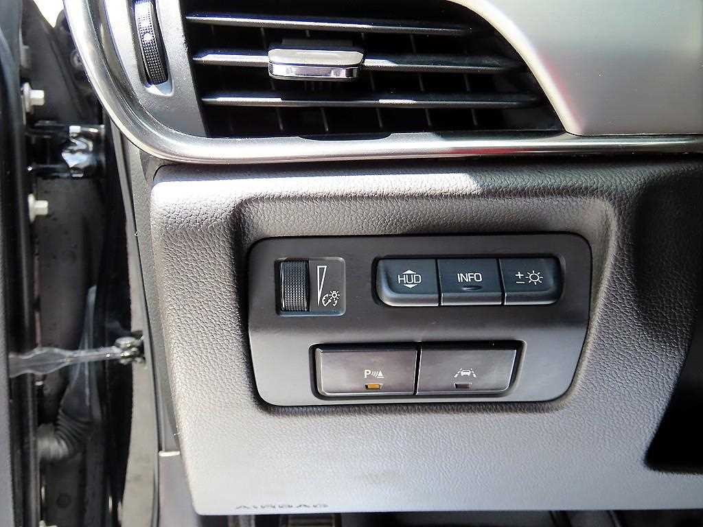 캐딜락 ATS 2.0 프리미엄 2WD 이미지 12
