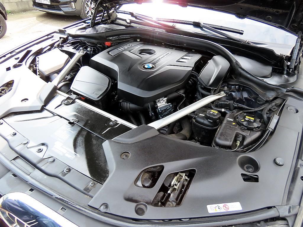BMW 5시리즈 5시리즈 (G30) 520i 럭셔리 이미지 19