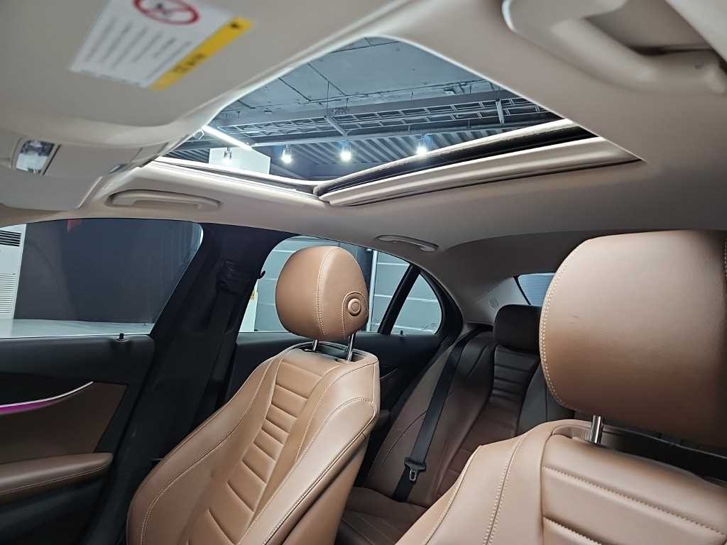 벤츠 E 클래스 E-클래스 W213 E220d 익스클루시브 이미지 14