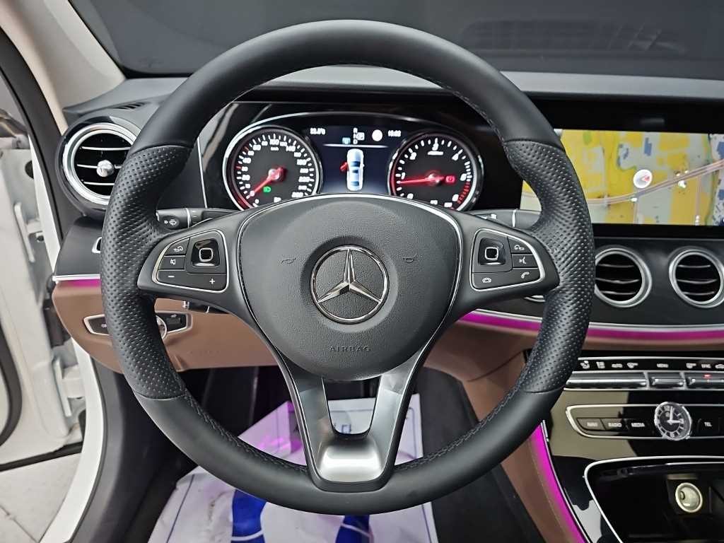 벤츠 E 클래스 E-클래스 W213 E220d 익스클루시브 이미지 9