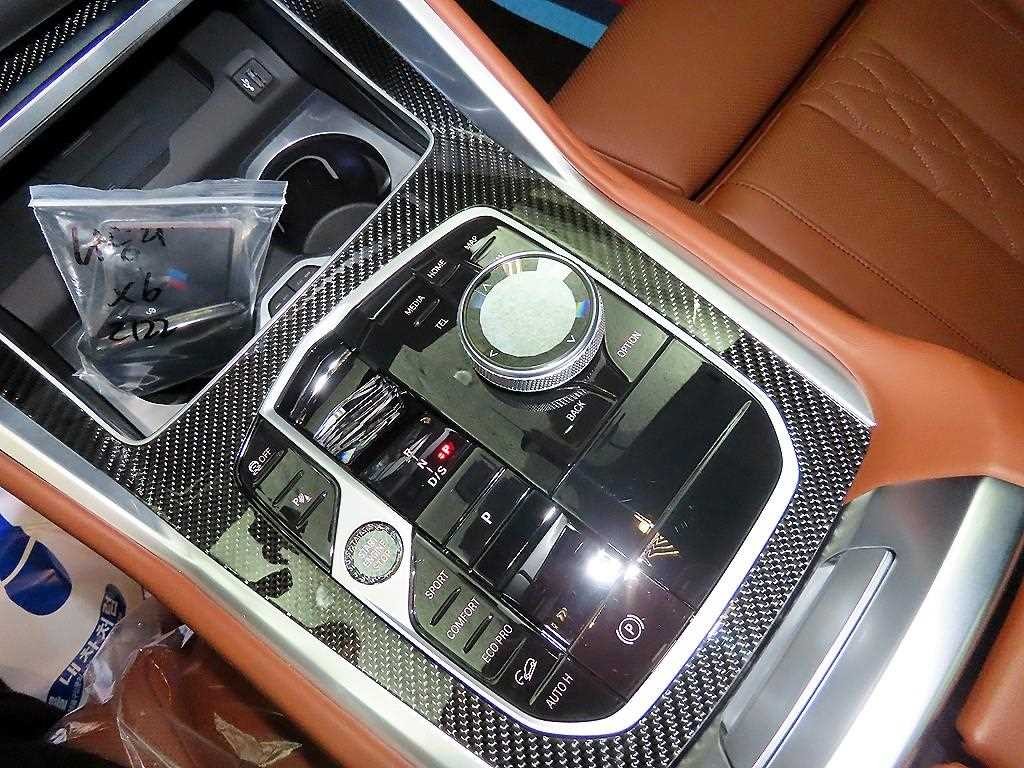 BMW X6 X6 (G06) xDrive M60i 이미지 12