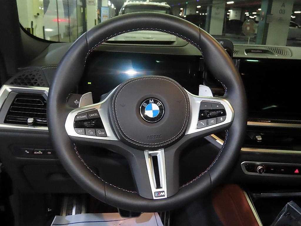 BMW X6 X6 (G06) xDrive M60i 이미지 8