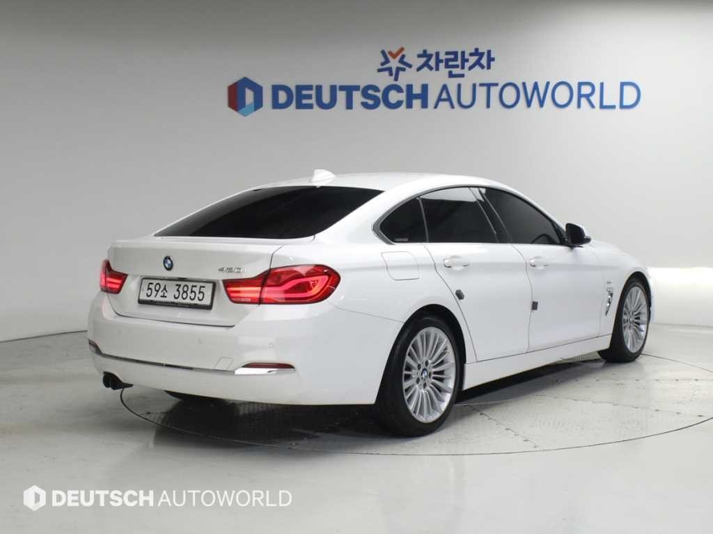BMW 4시리즈 4시리즈 (F32) 420i 그란쿠페 럭셔리 이미지 2