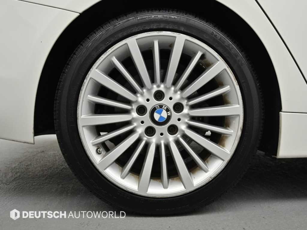 BMW 4시리즈 4시리즈 (F32) 420i 그란쿠페 럭셔리 이미지 5