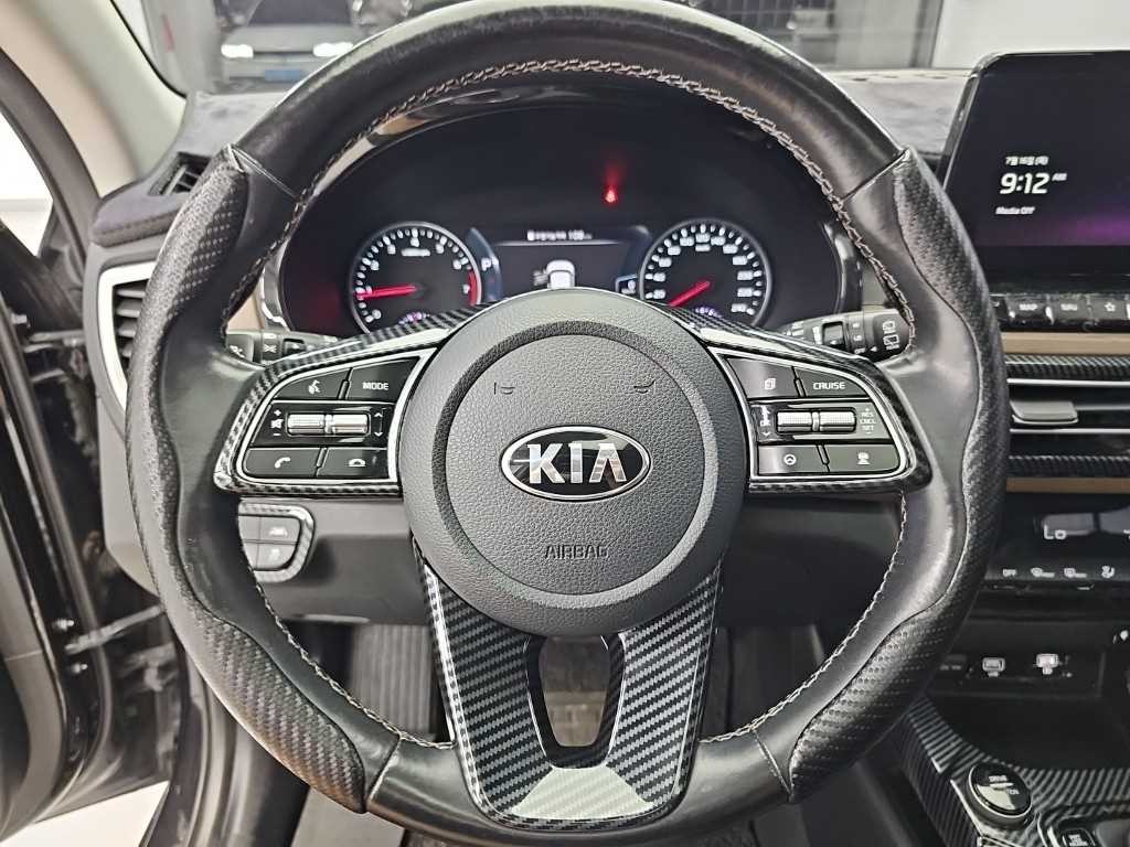 기아 셀토스 가솔린 1.6 터보 2WD 노블레스 이미지 9