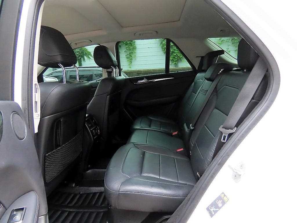벤츠 GLE 클래스 GLE 클래스 W166 GLE 350 d 4MATIC 이미지 6