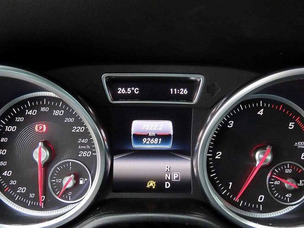 벤츠 GLE 클래스 GLE 클래스 W166 GLE 350 d 4MATIC 이미지 9