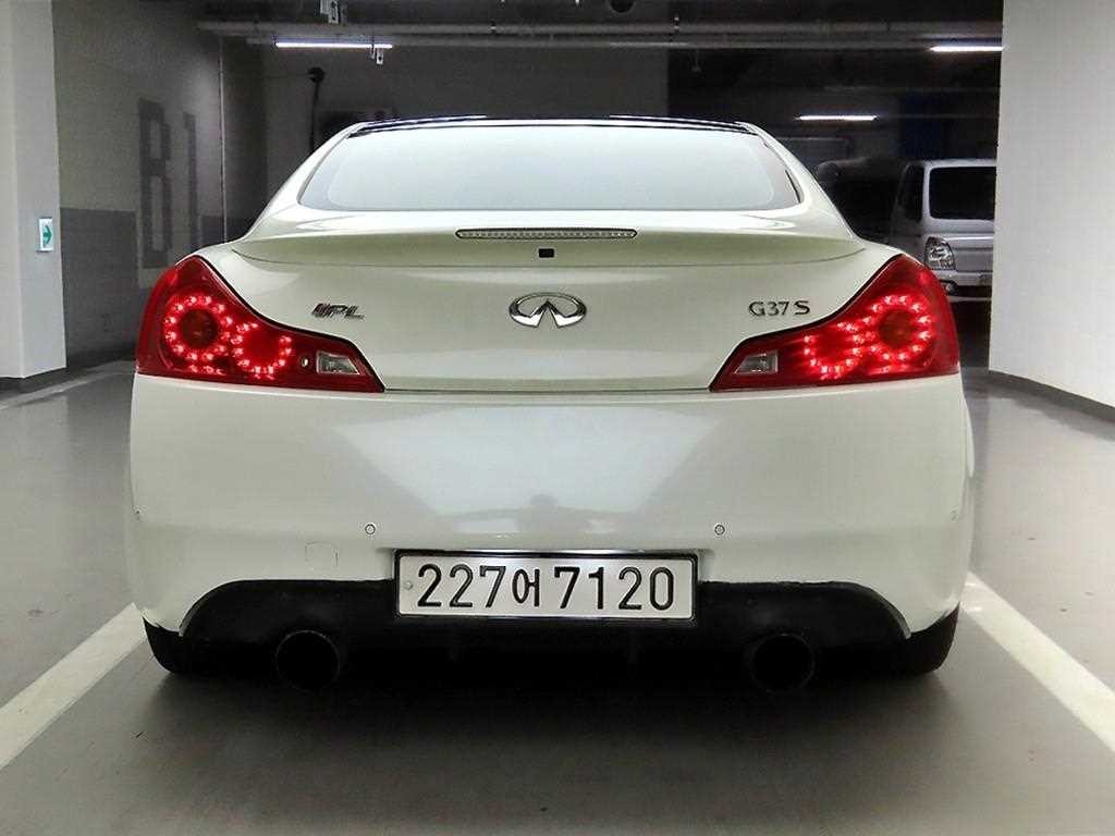 인피니티 G G37 쿠페 이미지 3