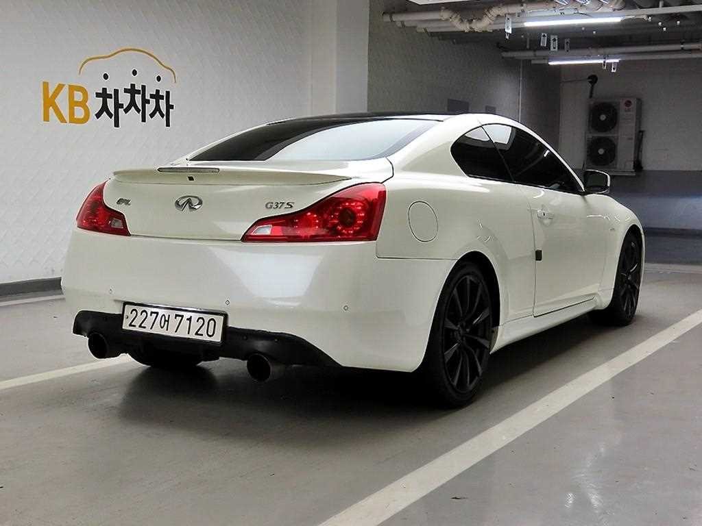 인피니티 G G37 쿠페 이미지 4
