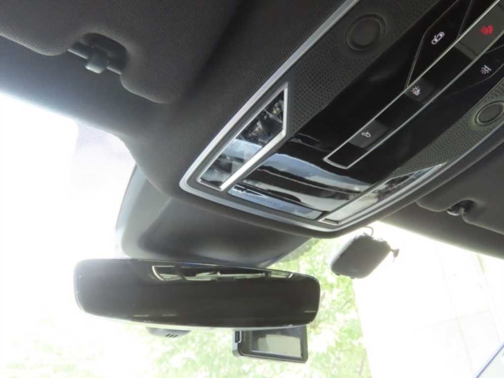 아우디 A8 A8 (D5) 55 TFSI 콰트로 LWB 이미지 10