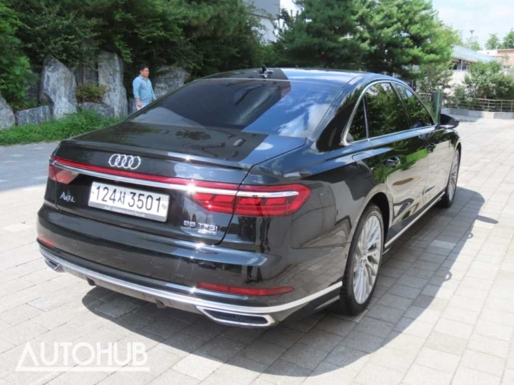 아우디 A8 A8 (D5) 55 TFSI 콰트로 LWB 이미지 3
