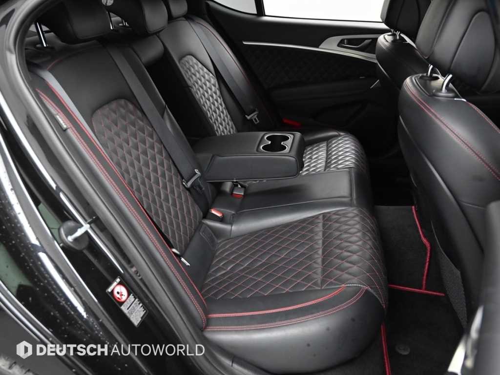 제네시스 G70 3.3T 스포츠 AWD 프레스티지 이미지 12