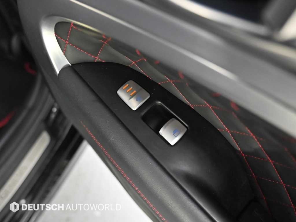 제네시스 G70 3.3T 스포츠 AWD 프레스티지 이미지 16
