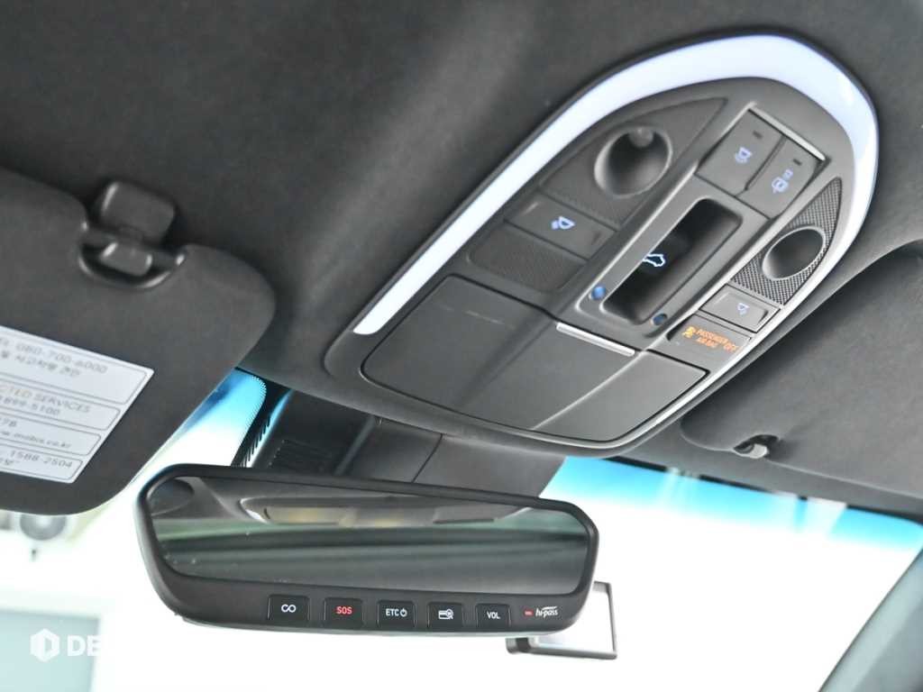 제네시스 G70 3.3T 스포츠 AWD 프레스티지 이미지 18