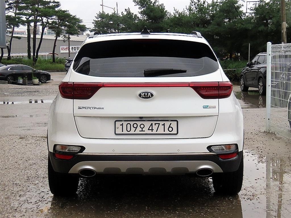 기아 스포티지 스포티지 더 볼드 2.0 디젤 2WD 인텔리전트 이미지 4