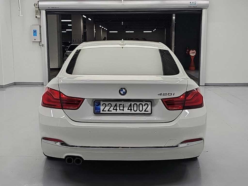 BMW 4시리즈 4시리즈 (F32) 420i 그란쿠페 럭셔리 이미지 3
