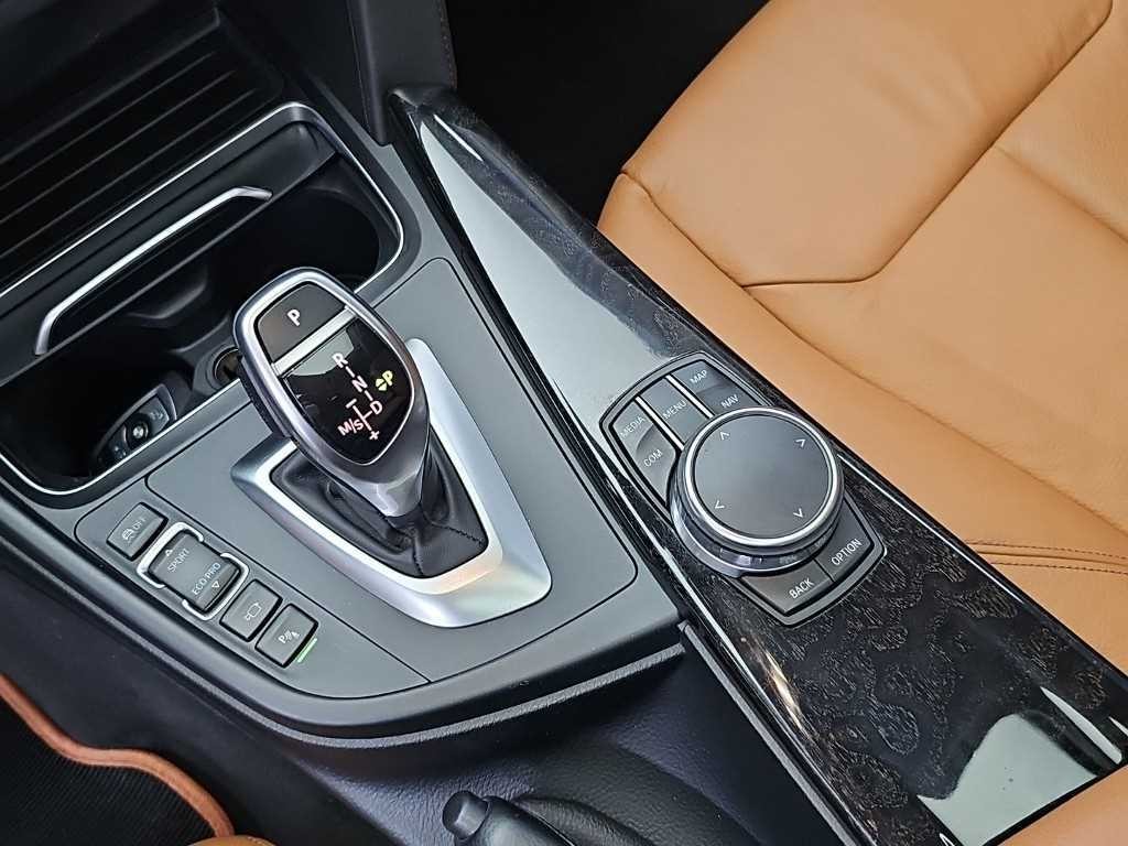 BMW 4시리즈 4시리즈 (F32) 420i 그란쿠페 럭셔리 이미지 8