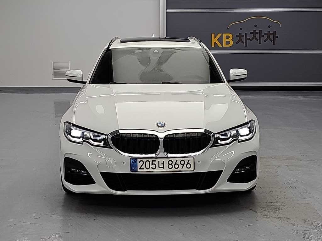 BMW 3시리즈 3시리즈 (G20) 320d 투어링 M 스포츠 이미지 2