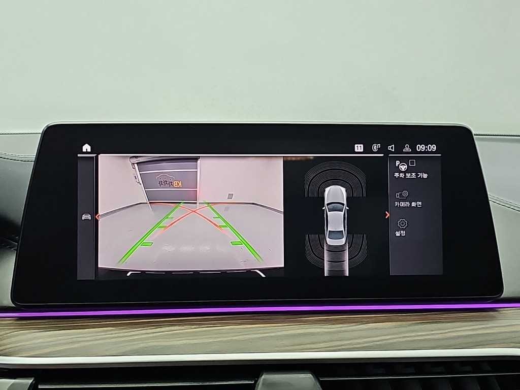 BMW 5시리즈 5시리즈 (G30) 520i M 스포츠 이미지 16