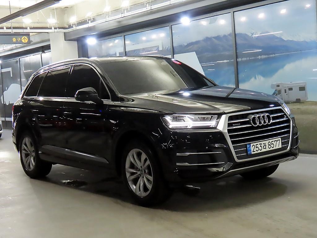 아우디 Q7 Q7 (4M) 45 TFSI 콰트로 이미지 1