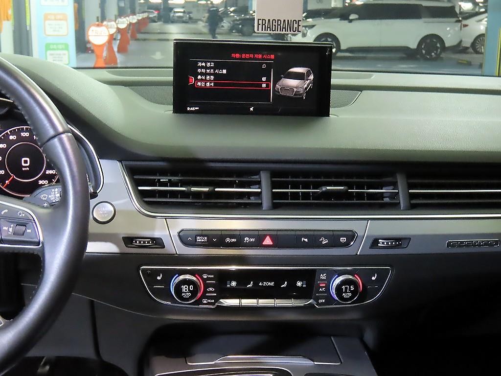 아우디 Q7 Q7 (4M) 45 TFSI 콰트로 이미지 11