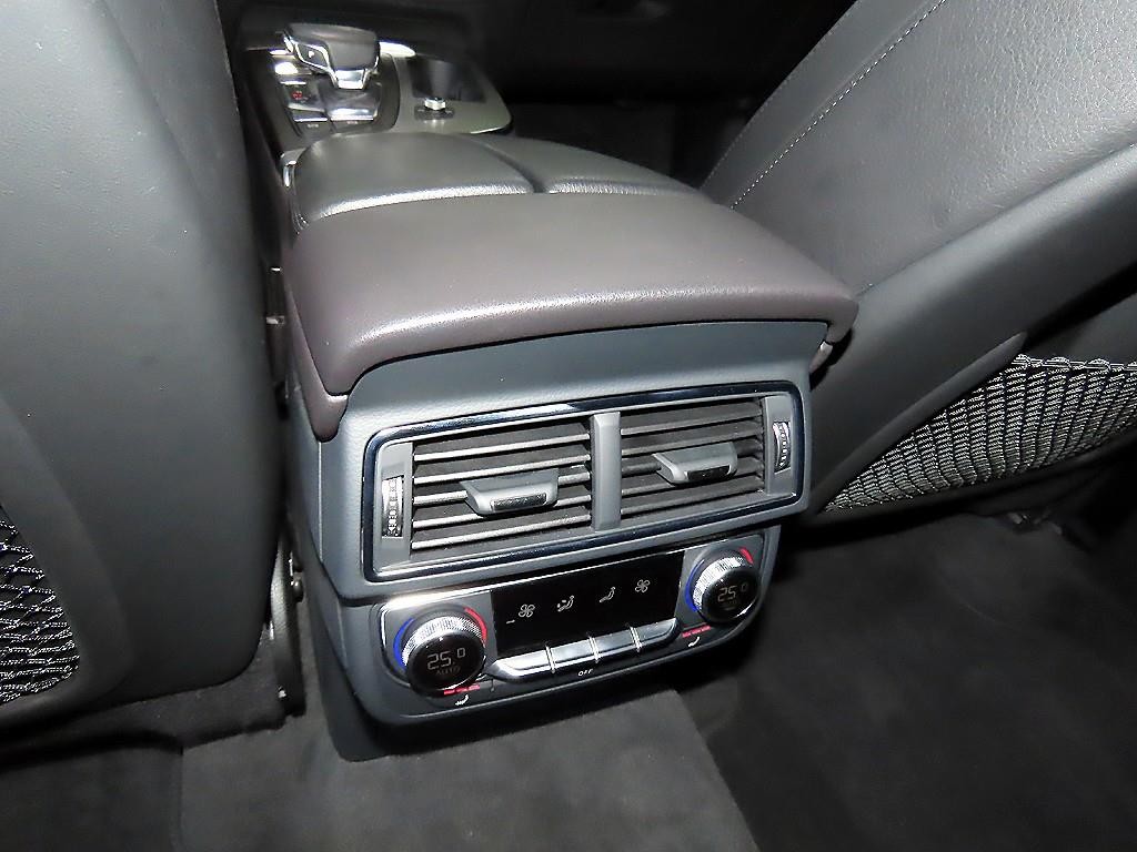 아우디 Q7 Q7 (4M) 45 TFSI 콰트로 이미지 14