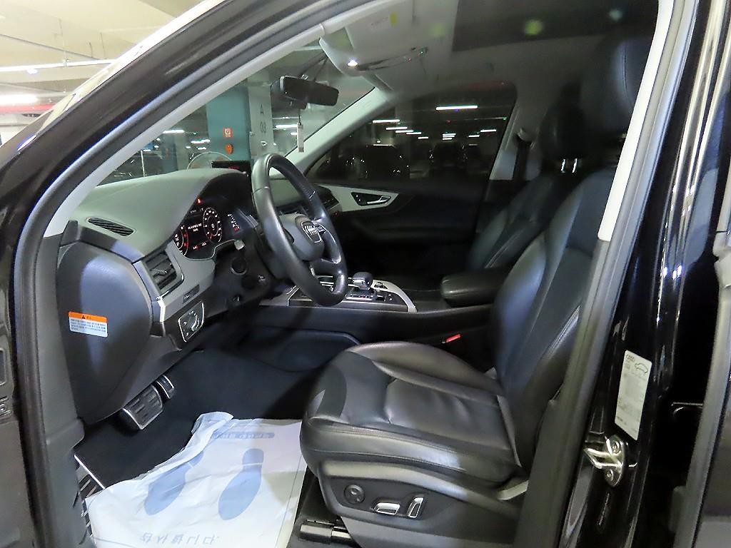 아우디 Q7 Q7 (4M) 45 TFSI 콰트로 이미지 6