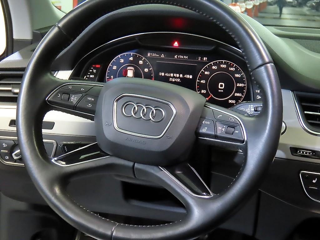 아우디 Q7 Q7 (4M) 45 TFSI 콰트로 이미지 8