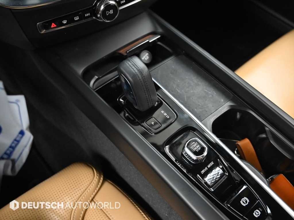 볼보 V60 V60 크로스 컨트리 2세대 2.0 B5 프로 AWD 이미지 9