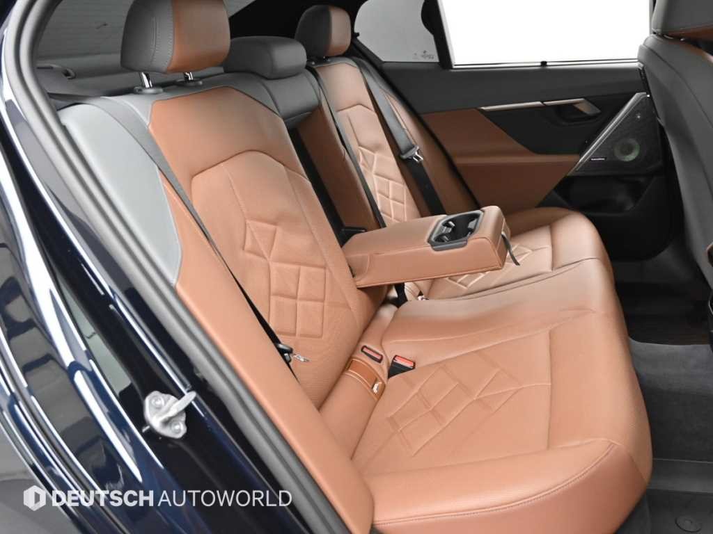 BMW 5시리즈 5시리즈 (G60) 530i xDrive M 스포츠 이미지 12