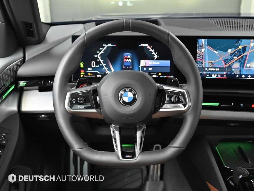 BMW 5시리즈 5시리즈 (G60) 530i xDrive M 스포츠 이미지 13