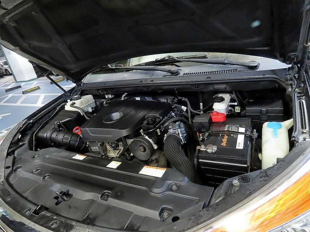 KG모빌리티(쌍용) 코란도 코란도투리스모 4WD 아웃도어 에디션 이미지 19