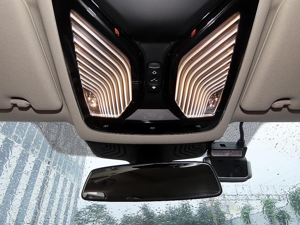 BMW 5시리즈 5시리즈 (G30) 520d M 스포츠 플러스 이미지 16