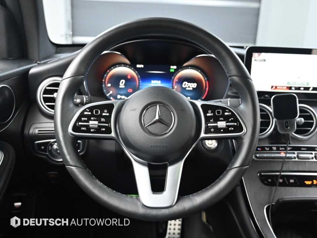 벤츠 GLC 클래스 GLC클래스 X253 GLC 300 4MATIC 쿠페 이미지 13