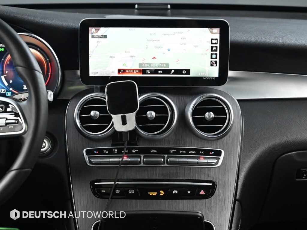 벤츠 GLC 클래스 GLC클래스 X253 GLC 300 4MATIC 쿠페 이미지 14