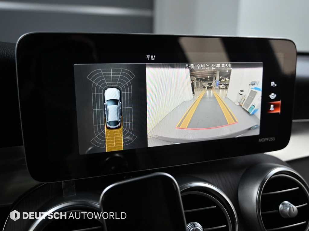 벤츠 GLC 클래스 GLC클래스 X253 GLC 300 4MATIC 쿠페 이미지 15