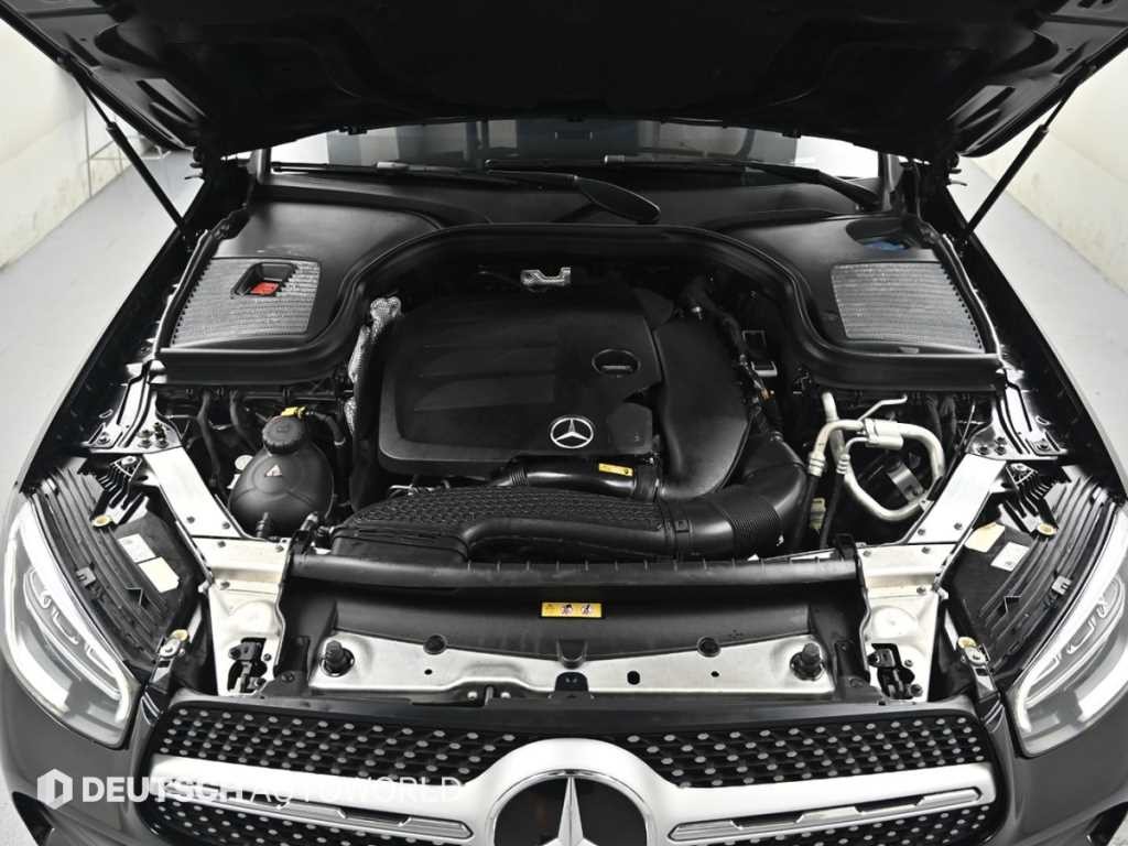 벤츠 GLC 클래스 GLC클래스 X253 GLC 300 4MATIC 쿠페 이미지 6