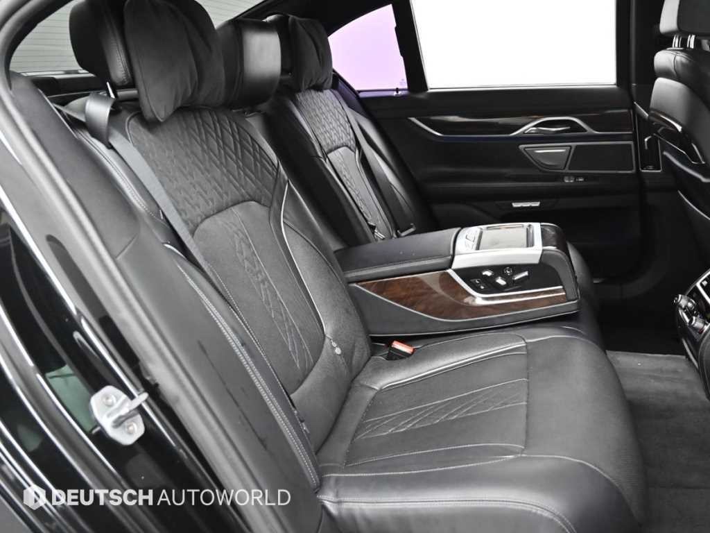 BMW 7시리즈 7시리즈 (G11) 730d xDrive 이미지 12